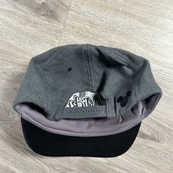 Vintage Disney Mickey Mouse Hat Snapback Cartoon Goofy Gray Black Wool Cap - Picture 6 of 8